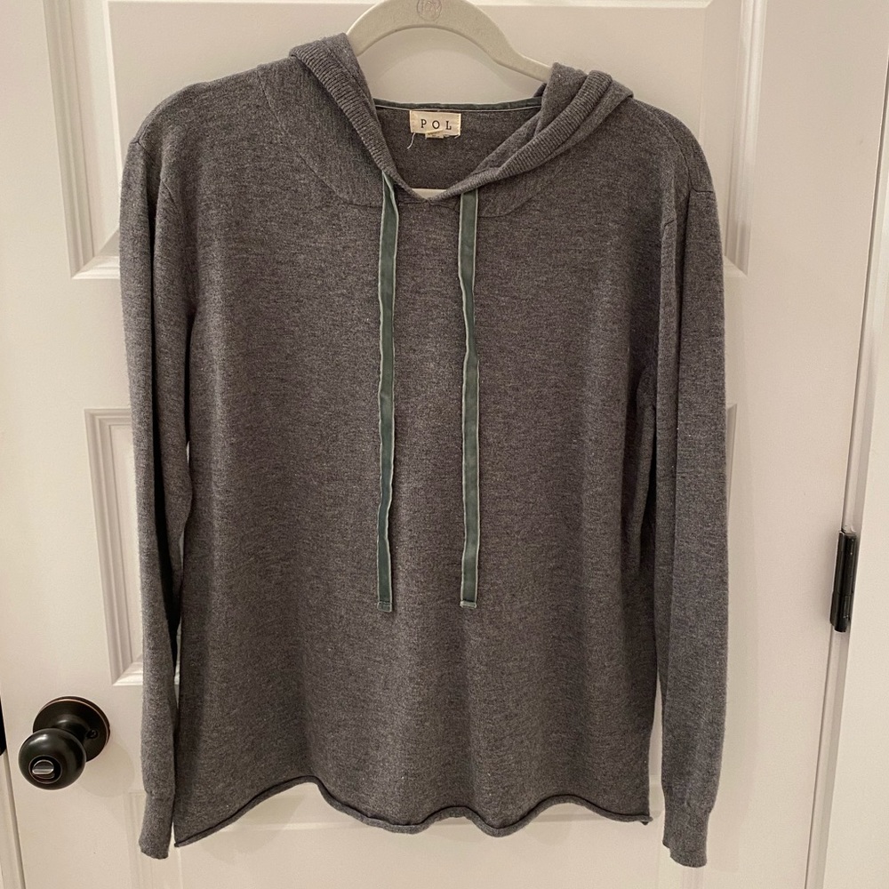 Heathered grey pullover
